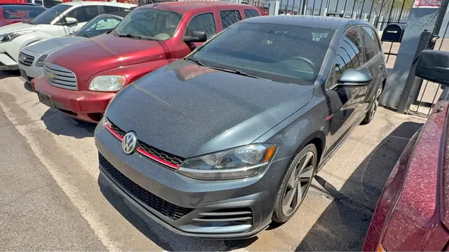 2020 Volkswagen Golf GTI S Hatchback Sedan 4D