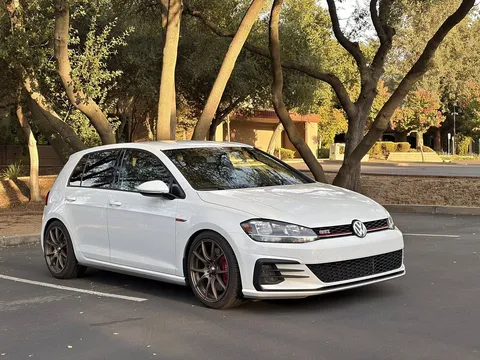 2020 Volkswagen Golf GTI S Hatchback Sedan 4D