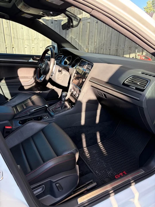 2020 Volkswagen GTI Mk7 - Image 14 of 15