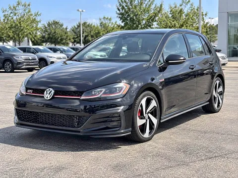 2020 Volkswagen Golf GTI SE