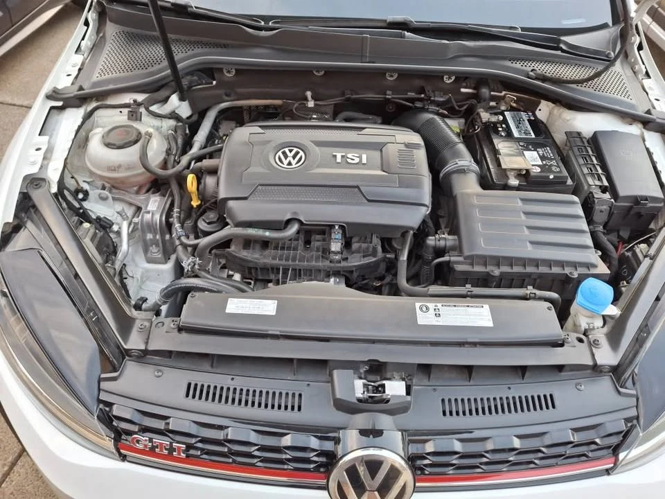 2020 Volkswagen GTI Mk7 - Image 8 of 9