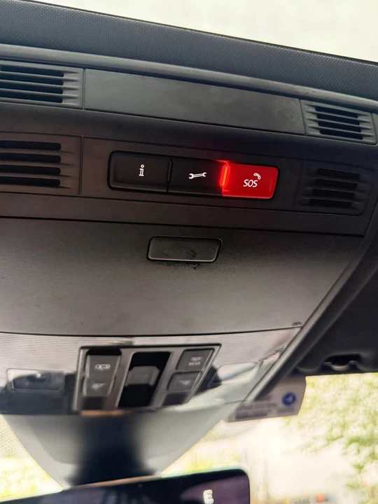 2020 Volkswagen GTI Mk7 - Image 8 of 15