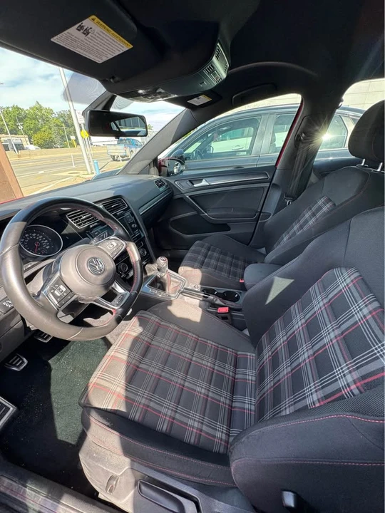 2020 Volkswagen GTI Mk7 - Image 6 of 7