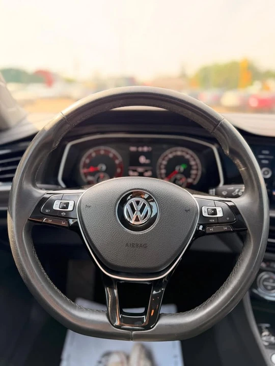 2020 Volkswagen A7 Jetta - Image 10 of 17
