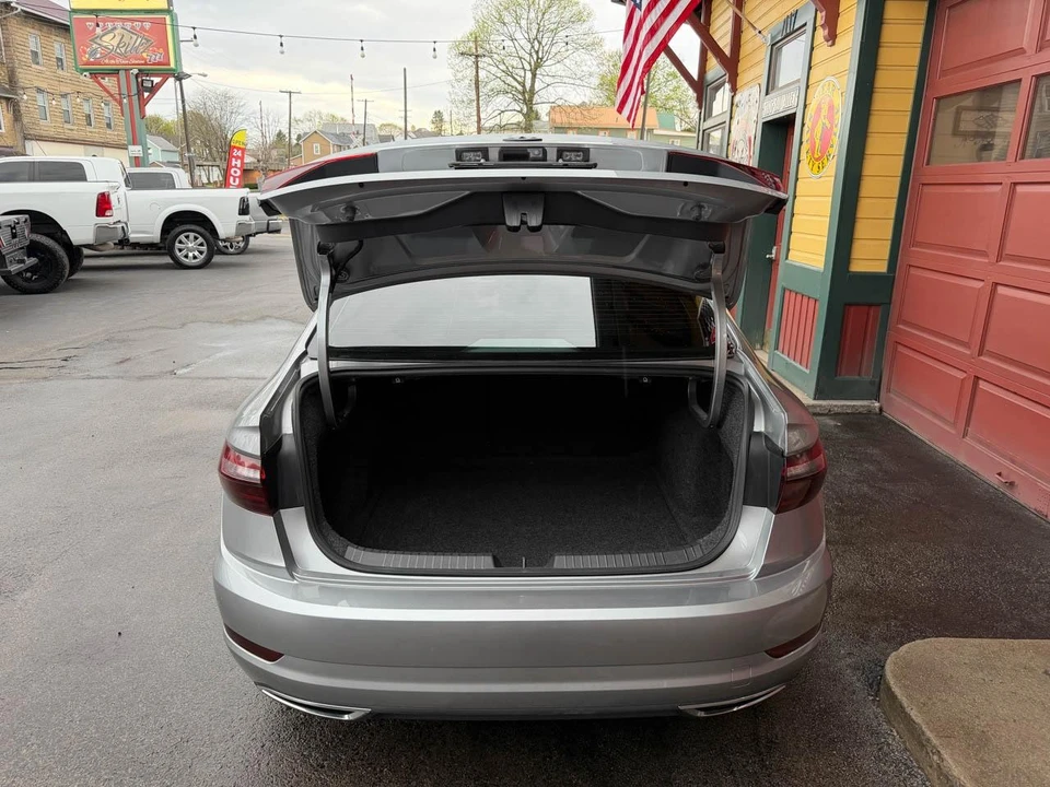2020 Volkswagen A7 Jetta - Image 16 of 21