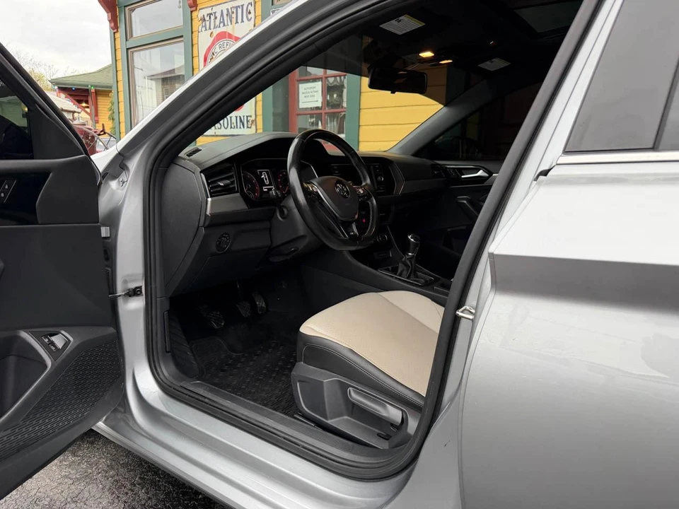 2020 Volkswagen A7 Jetta - Image 13 of 21