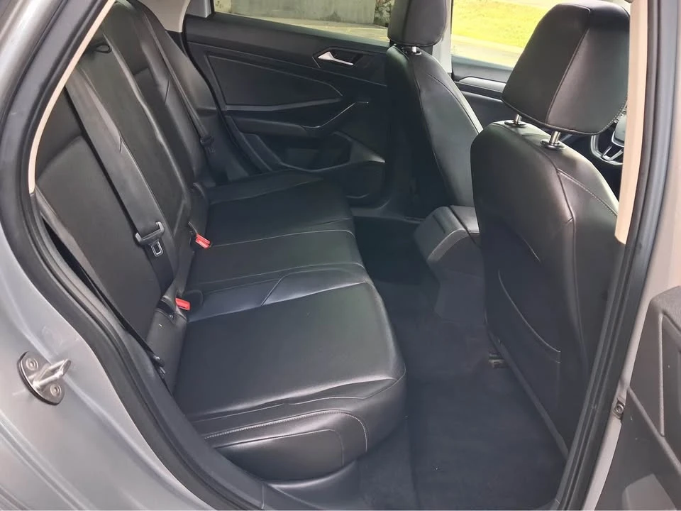 2020 Volkswagen A7 Jetta - Image 14 of 18