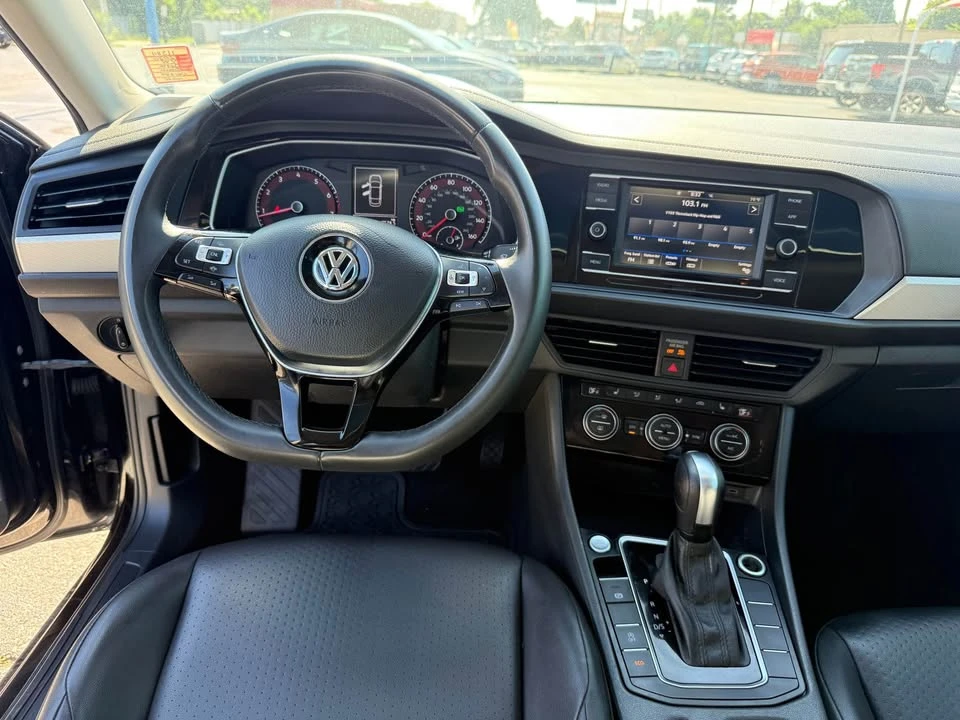 2020 Volkswagen A7 Jetta - Image 11 of 17