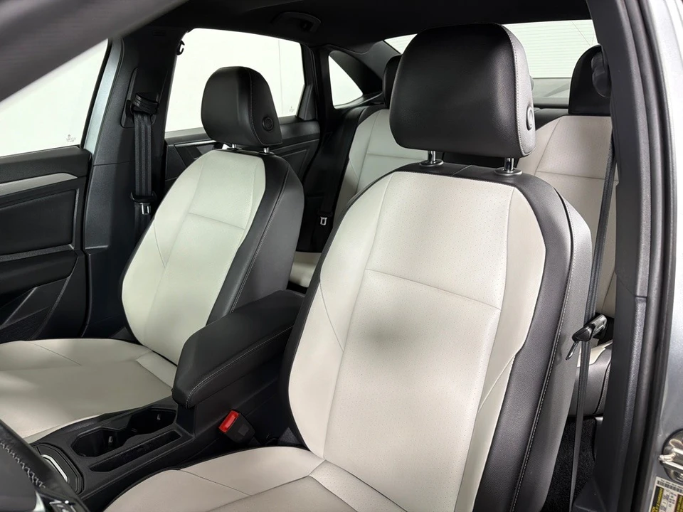 2020 Volkswagen A7 Jetta - Image 10 of 12