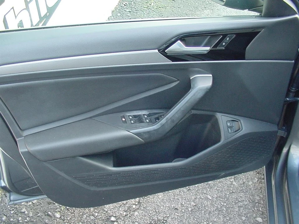 2020 Volkswagen A7 Jetta - Image 11 of 21
