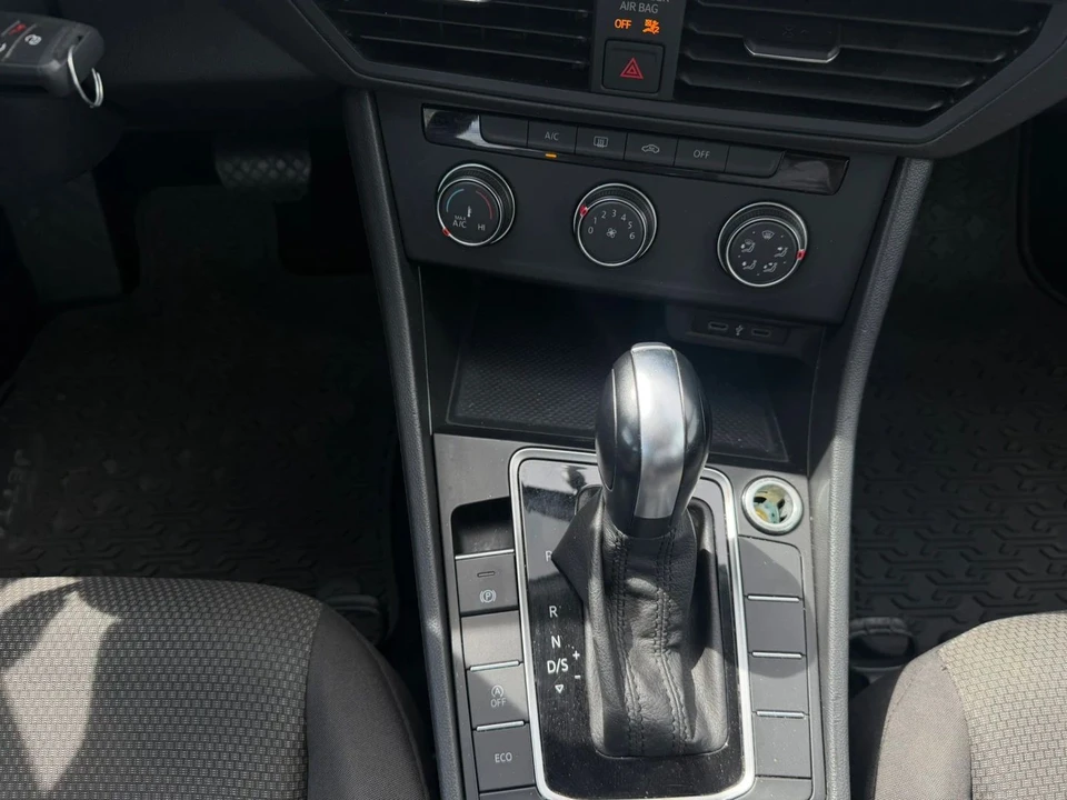 2020 Volkswagen A7 Jetta - Image 16 of 20