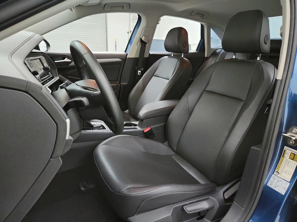 2020 Volkswagen A7 Jetta - Image 14 of 21
