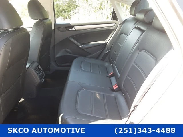 2020 Volkswagen Passat - Image 14 of 20