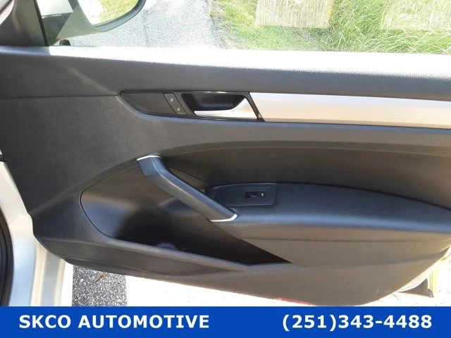 2020 Volkswagen Passat - Image 12 of 20