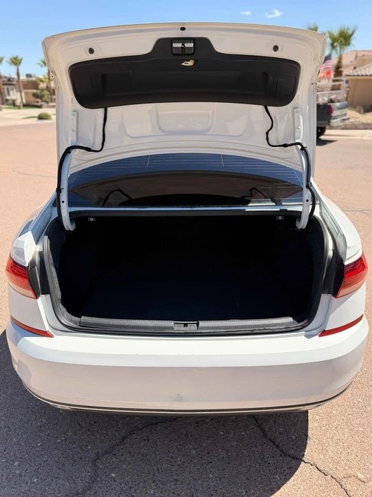 2020 Volkswagen Passat - Image 9 of 20