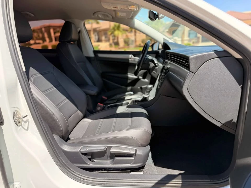 2020 Volkswagen Passat - Image 13 of 20