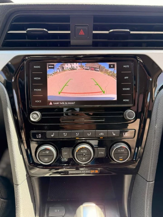 2020 Volkswagen Passat - Image 19 of 20
