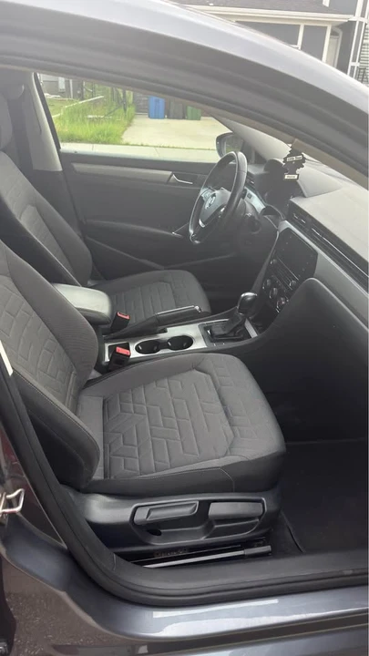 2020 Volkswagen Passat - Image 8 of 11