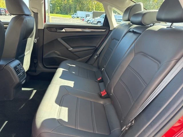 2020 Volkswagen Passat - Image 12 of 12