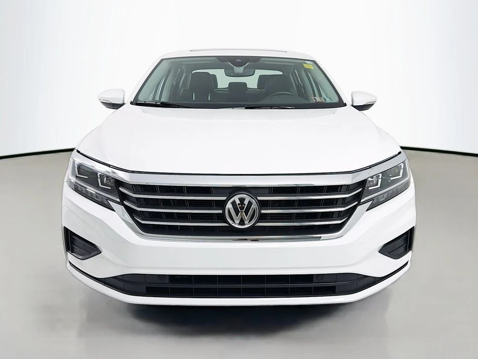 2020 Volkswagen Passat - Image 2 of 12