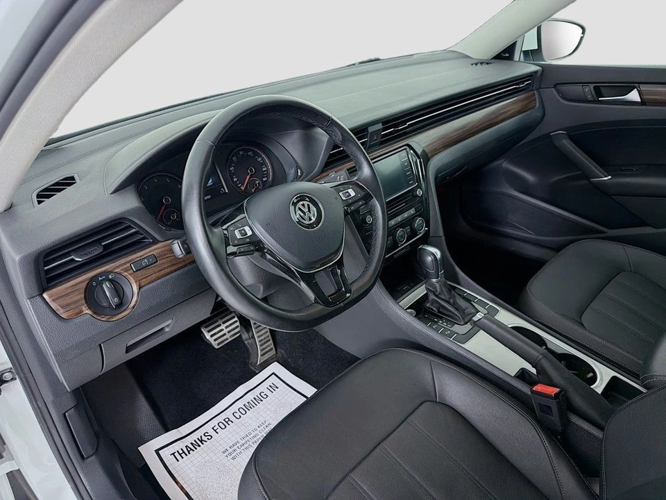 2020 Volkswagen Passat - Image 9 of 12