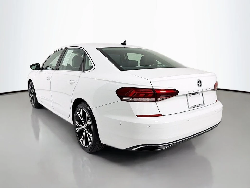 2020 Volkswagen Passat - Image 5 of 12