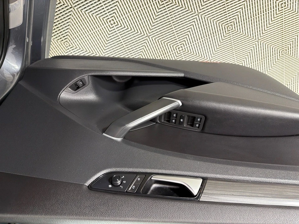2020 Volkswagen Passat - Image 11 of 12
