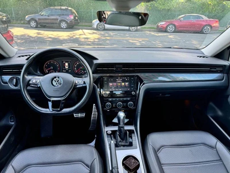 2020 Volkswagen Passat - Image 8 of 10