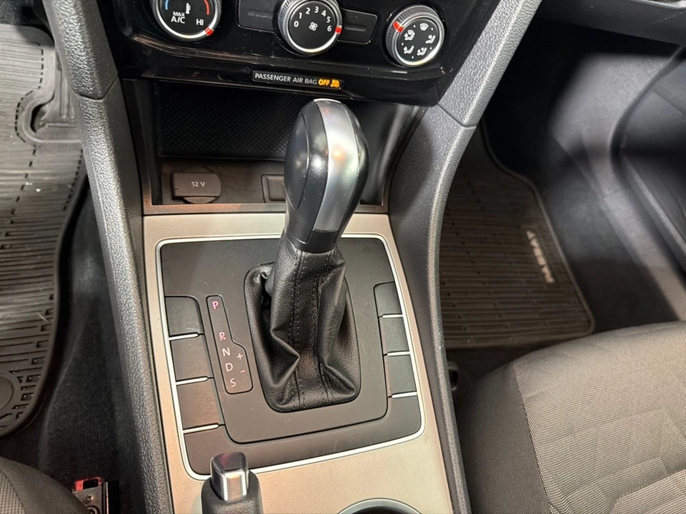 2020 Volkswagen Passat - Image 18 of 21