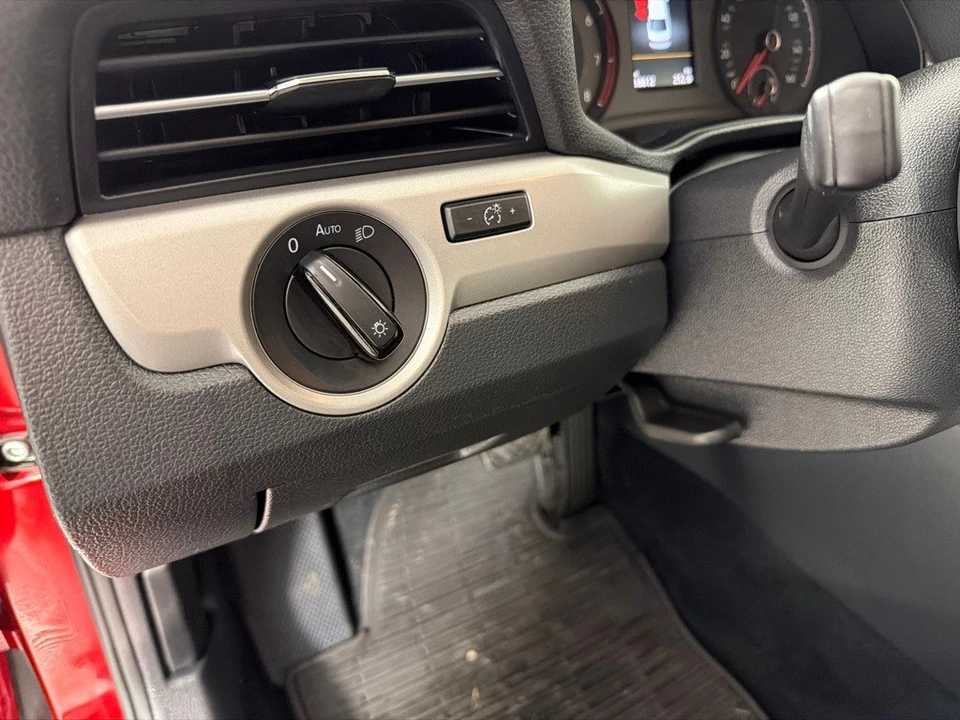 2020 Volkswagen Passat - Image 14 of 21