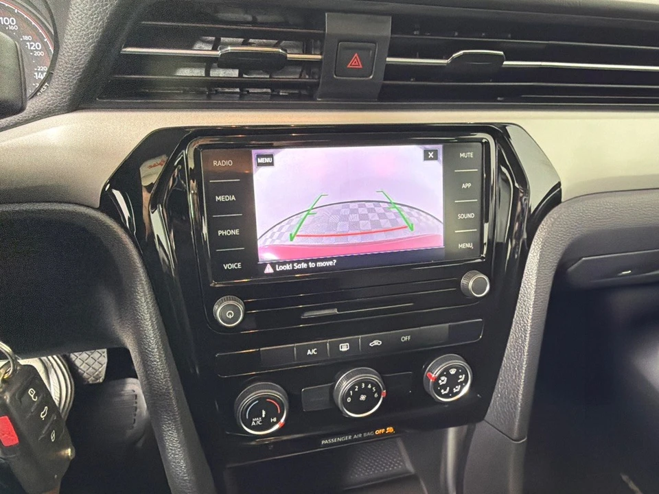 2020 Volkswagen Passat - Image 17 of 21