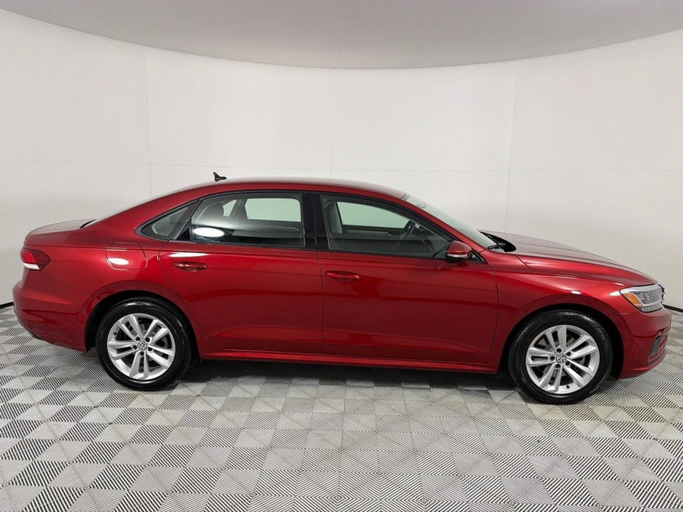 2020 Volkswagen Passat - Image 4 of 21