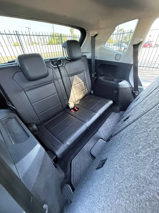 2020 Volkswagen Tiguan - Image 10 of 10