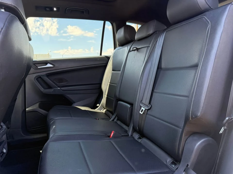 2020 Volkswagen Tiguan - Image 10 of 11