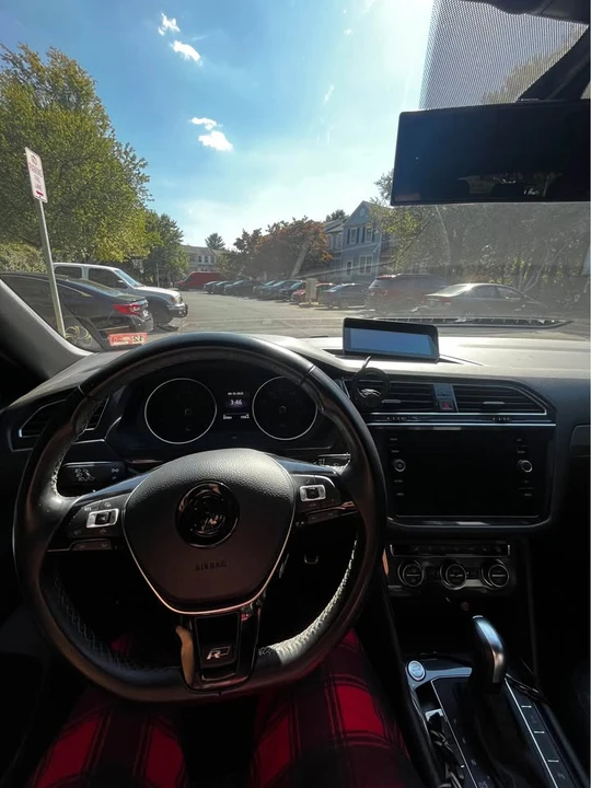2020 Volkswagen Tiguan - Image 6 of 17