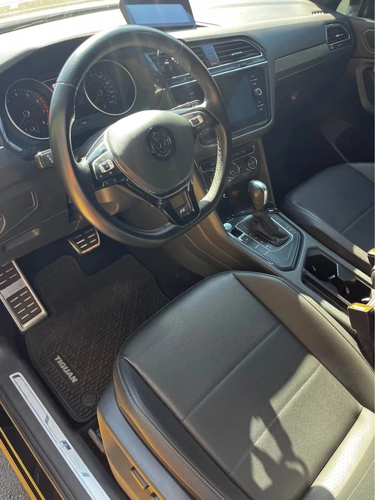 2020 Volkswagen Tiguan - Image 16 of 17
