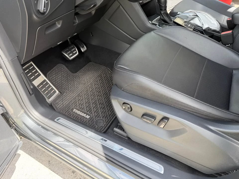 2020 Volkswagen Tiguan - Image 12 of 20