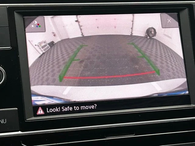 2020 Volkswagen Tiguan - Image 4 of 12