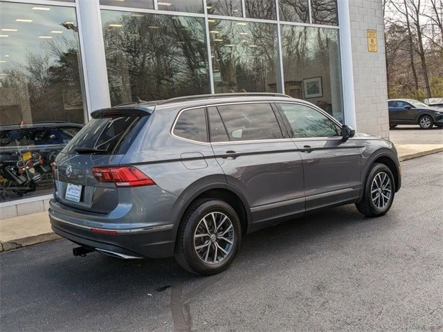 2020 Volkswagen Tiguan - Image 8 of 12