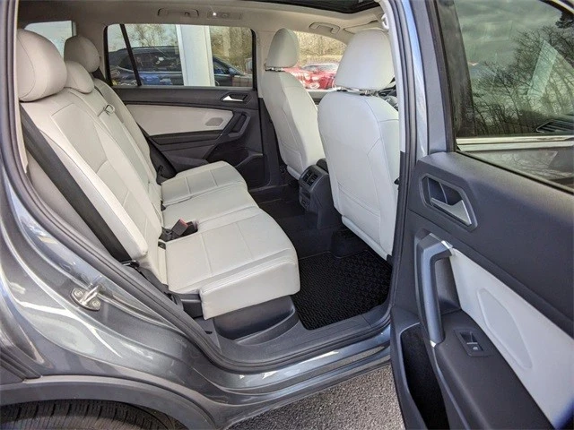 2020 Volkswagen Tiguan - Image 12 of 12
