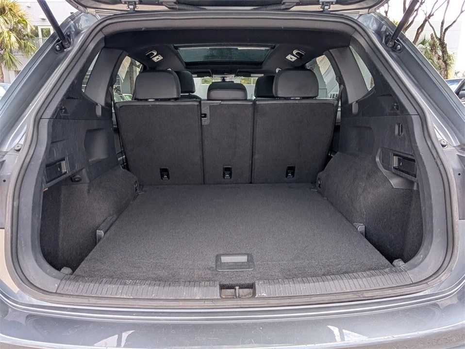2020 Volkswagen Tiguan - Image 12 of 12