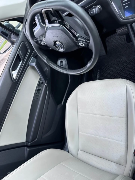 2020 Volkswagen Tiguan - Image 6 of 10