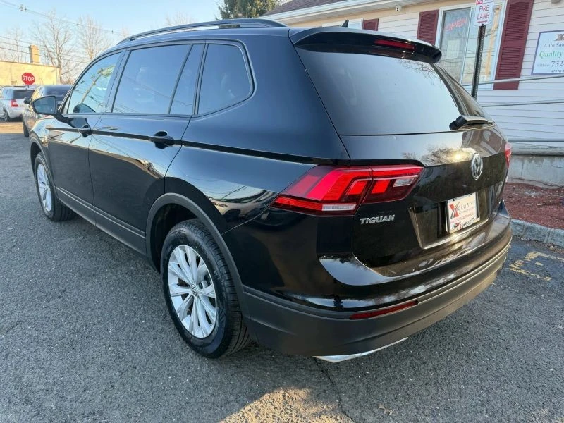 2020 Volkswagen Tiguan - Image 2 of 12