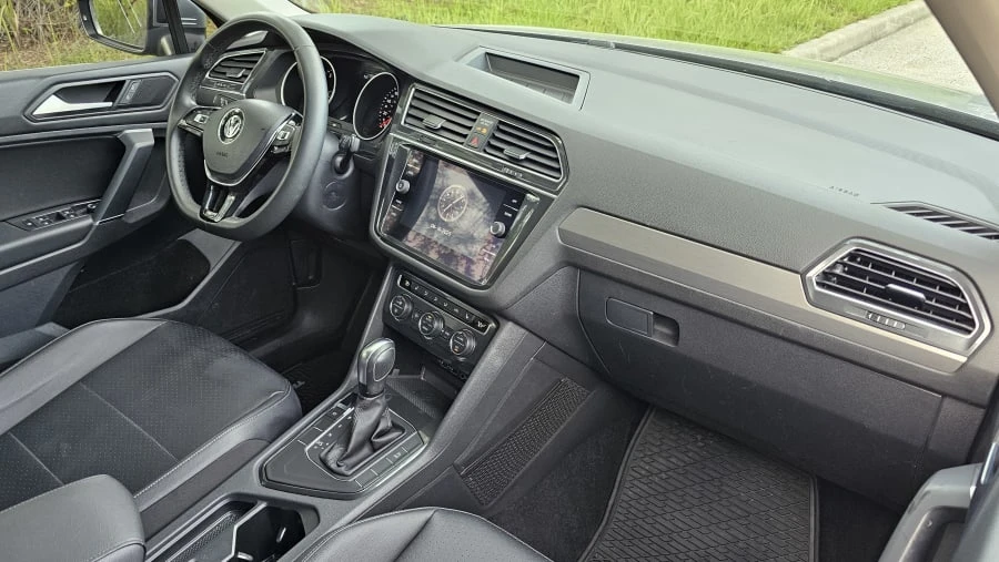 2020 Volkswagen Tiguan - Image 15 of 22