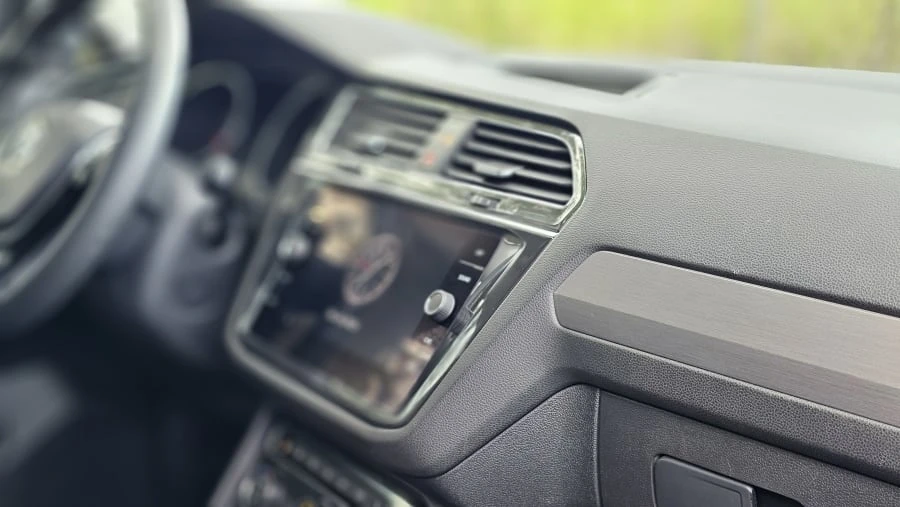 2020 Volkswagen Tiguan - Image 21 of 22