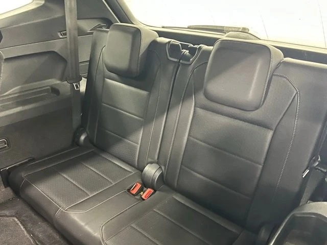 2020 Volkswagen Tiguan - Image 8 of 9