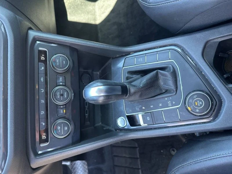 2020 Volkswagen Tiguan - Image 9 of 12