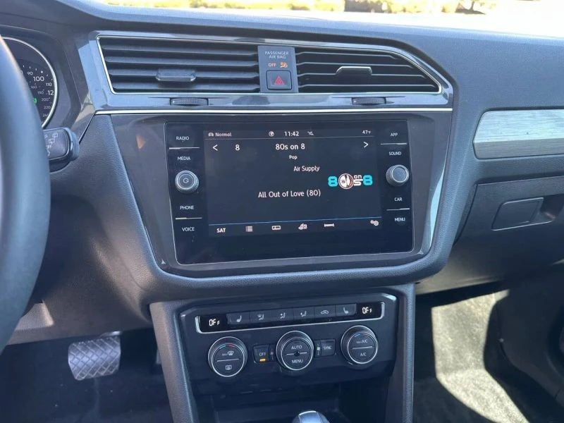 2020 Volkswagen Tiguan - Image 10 of 12