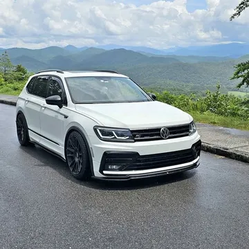 2020 Volkswagen Tiguan SE R-Line Black Sport Utility 4D