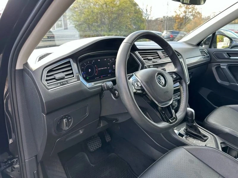 2020 Volkswagen Tiguan - Image 10 of 12
